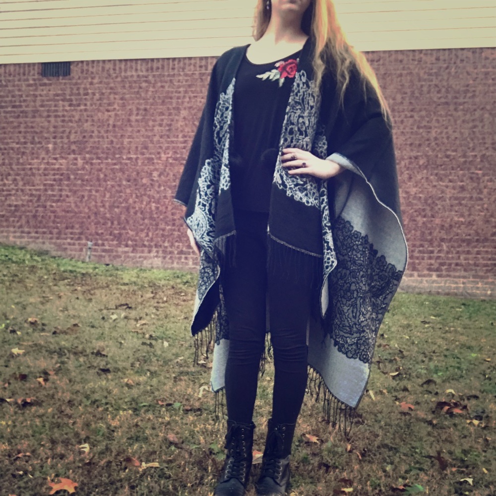 Marc Jacobs New York Cover Up